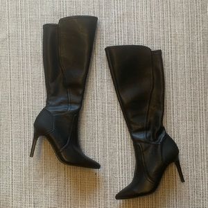 Women's under-the-knees black faux leather boots 3.5"